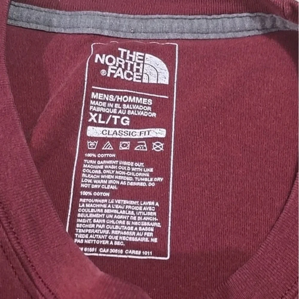 The North Face Pocket T-Shirt Mens XL Graphic Monogram Logo Burgundy Red XL FLAW